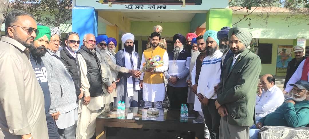 ਲਹਿਲੀ ਖੁਰਦ ਸਕੂਲ 'ਚ 19.10 ਲੱਖ ਦੀ ਗ੍ਰਾਂਟ ਨਾਲ ਬਣਨਗੇ ਨਵੇਂ ਕਲਾਸ ਰੂਮ - ਡਾ. ਇਸ਼ਾਂਕ ਕੁਮਾਰ